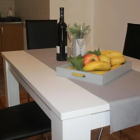 Apartman Minov *