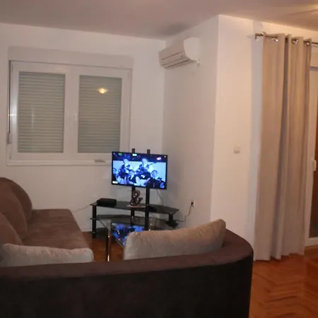 Apartman Minov *